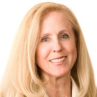 Alliant National Title Insurance Company Employee Maureen Dunn's profile photo
