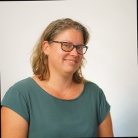 Daphne Smit Email