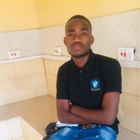 iZyane InovSolutions Employee Timothy Simwawa's profile photo