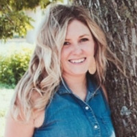 Taylor Hahn Email & Phone Number