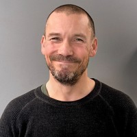 Lars Sandvik Email