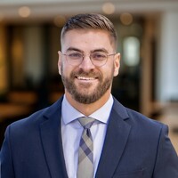 Guardare Employee Daniel Yurich's profile photo