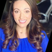 QuiAri Official Employee Lauren York's profile photo