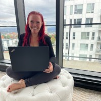Versaprofiles Employee Cindy Chamberland's profile photo