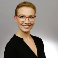 Lucia Hebendanz Email