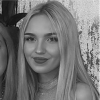 AXA XL Employee Ellie Colyer's profile photo