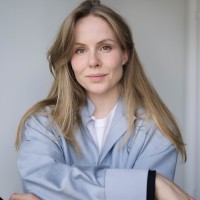 Anna Jarebro Email