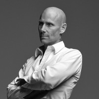 Email e telefono di Ole Lund