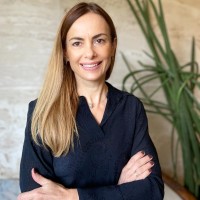 Natura Employee Angela Pinhati's profile photo