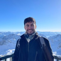 Larx Employee Andres Davila's profile photo