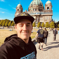 Papa Roach Employee Gustavo Arsuaga's profile photo