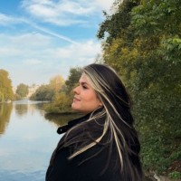 Aline Oliveira Email