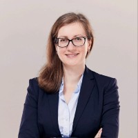 Nadine Neubauer Email