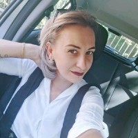 Roxana Hristu Email