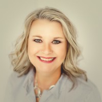 United Real Estate Employee Donna Hodge's profile photo