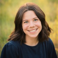 Elisabeth Rooney Email