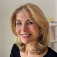Robyn O'Sullivan Email