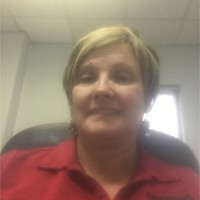 Grooms Engines Employee Geri Adcock's profile photo