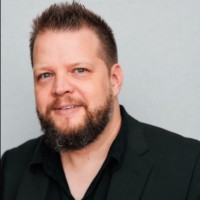 LINK Employee John Davis's profile photo