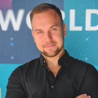 Marcus Lindblad Email