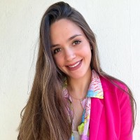 Tatiane Lopes Email & Phone Number