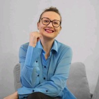 Andreea Moldovan Email