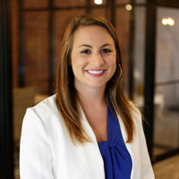 Elizabeth Pulliam Email & Phone Number