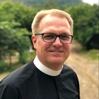 Stephen Carlsen Email & Phone Number