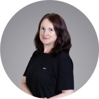 Elizabeth Thomas Email
