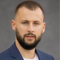 Thomas Freund Email