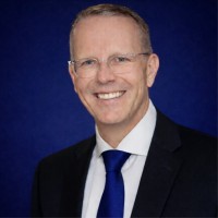 Email e telefono di Scott Jones