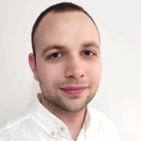 Milos Panincic Email
