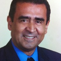 Roberto Acosta Email & Phone Number