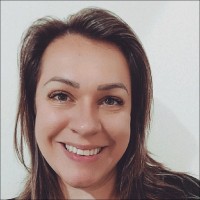 Rede Marista Employee Daniele Trintin de Oliveira's profile photo