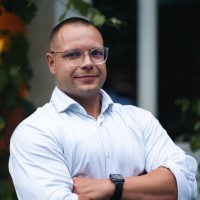 Sascha MacIollek Email