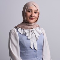 Zuleyha Eser Email