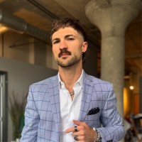 Caravan Supply Chain Employee James Roth's profile photo