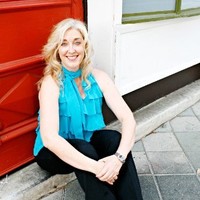 Stephanie Owens Email & Phone Number