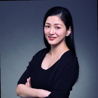 Vivian Lau Email