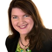 Hands-on-Business Employee Helen Evans's profile photo