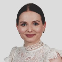Kinga Michalak Email