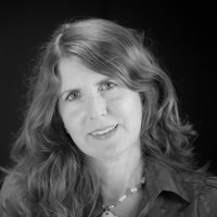 Lara Dennis Email & Phone Number