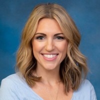 Kelly Kearns Email & Phone Number