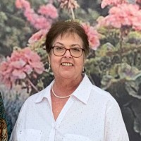 Bella Kaplan Email & Phone Number