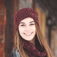 Signs.com Employee Lizzy Johnson's profile photo