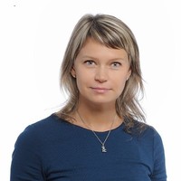 Yulia Reuttskaya Email