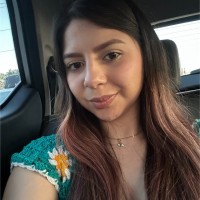 Invierte con  Expertos Employee Hannia Camacho's profile photo