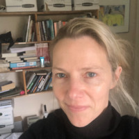 Large Employee Josie Foster's profile photo