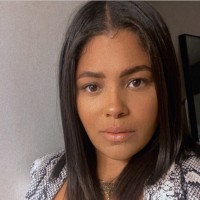 Custom Brand Service Employee Jazmine Walker's profile photo