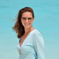 Saks Fifth Avenue OFF 5TH Employee Anja Becker's profile photo